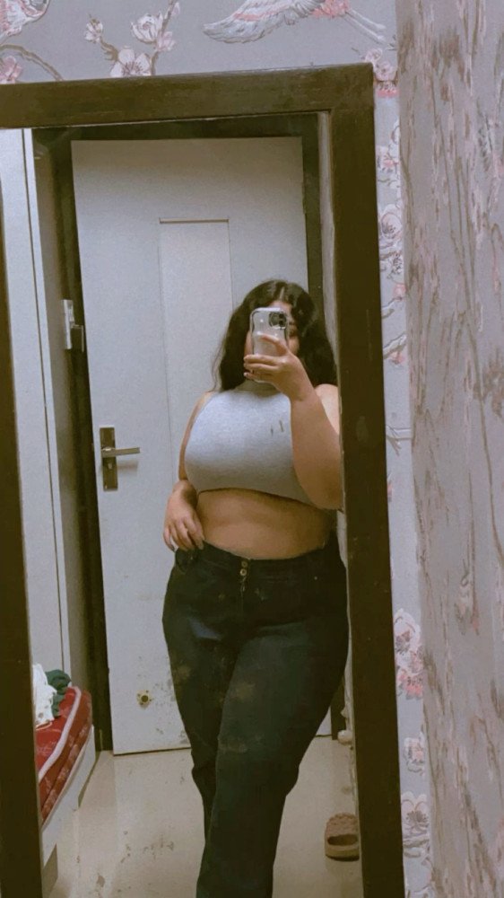 Exotic Russian beauty providing high-class companionship and unforgettable . Thumbnail 4